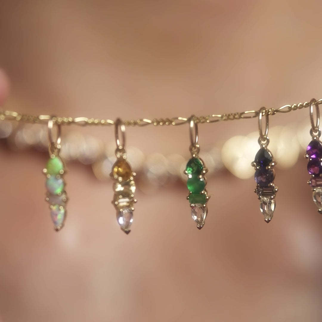 18K gold letters with birthstone design beautiful and dazzling necklace