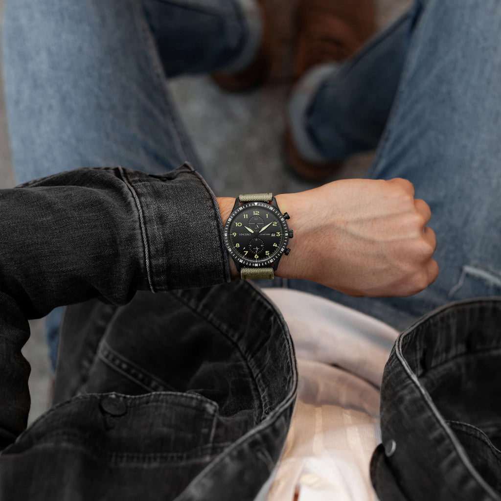 The Altitude Watch in Graphite - 43mm Mens Everyday Timepiece