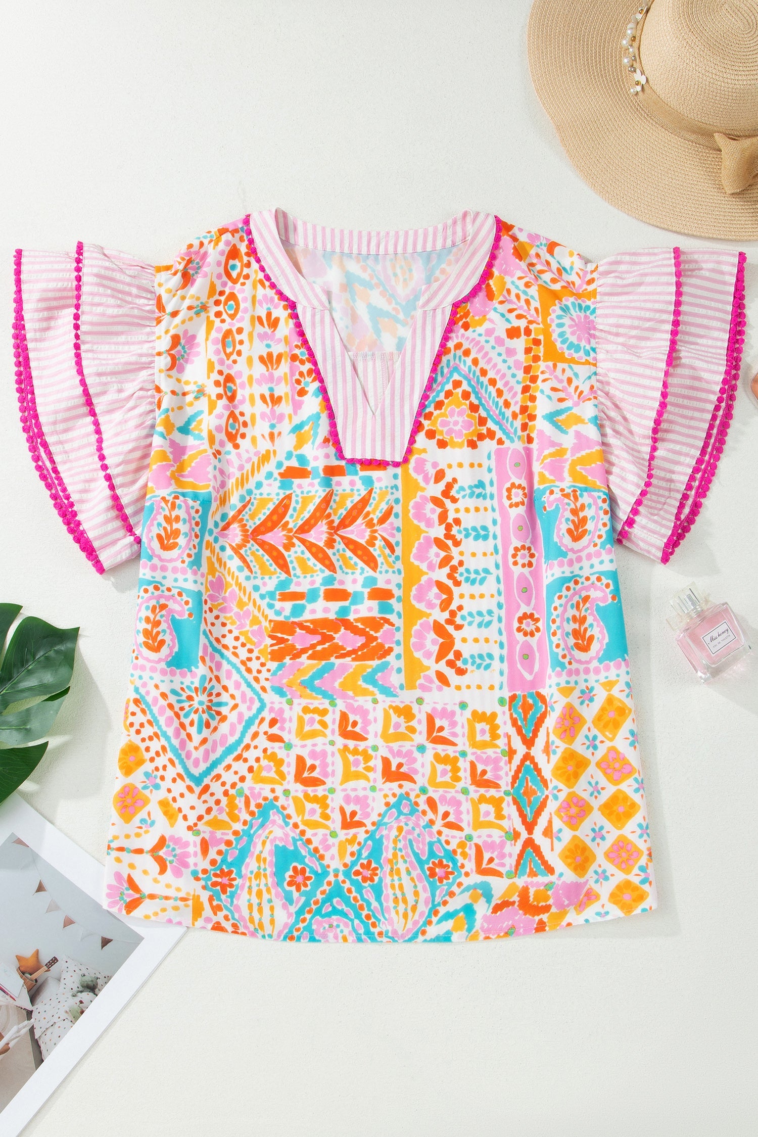 Geometric Stripe Contrast Trim V-Neck Blouse