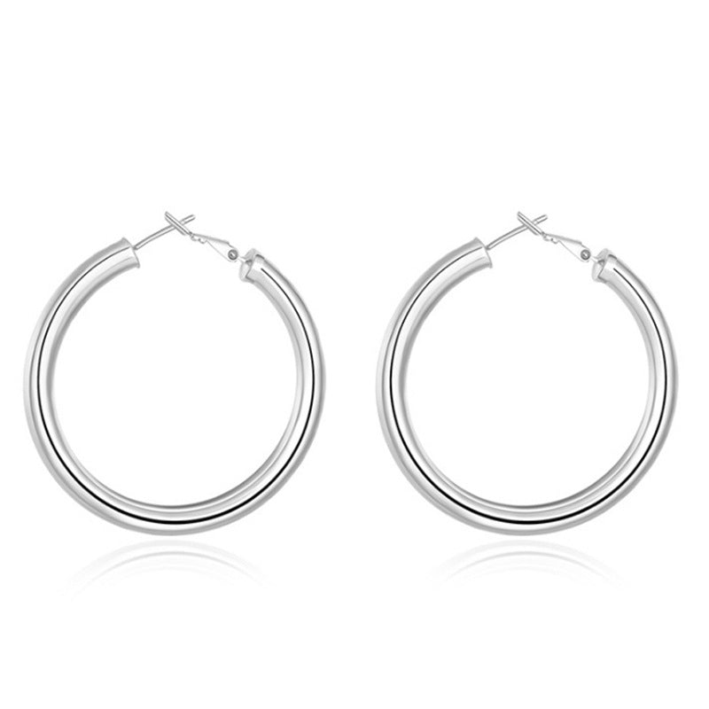 Classic retro 5MM hollow earrings