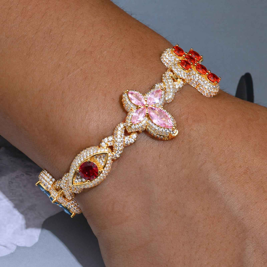 Fleur d’Éternité Moissanite Bracelet Purple