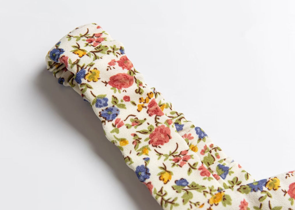 Spring Pastoral Floral Pattern Over Beige Background Square Collar Casual Camisole Dress