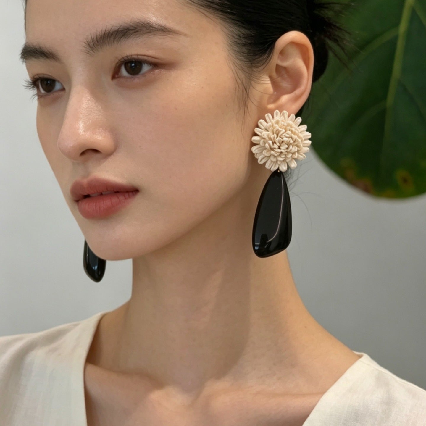 Retro Niche Handmade Flower Stud Earrings