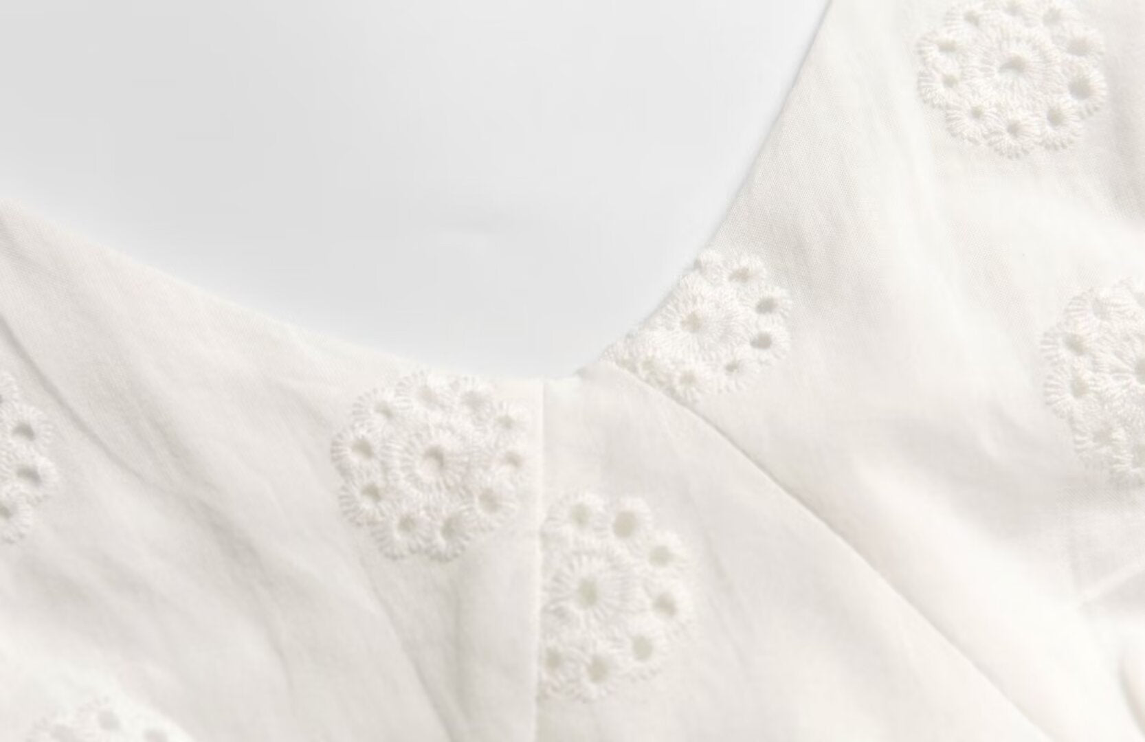 Summer High Grade Embroidered Dress Women Elegant Tied Waist Trimming Short Sleeved Long Dress