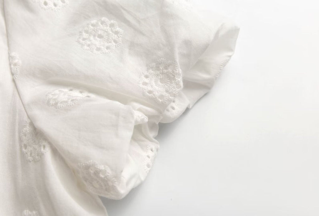 Summer High Grade Embroidered Dress Women Elegant Tied Waist Trimming Short Sleeved Long Dress