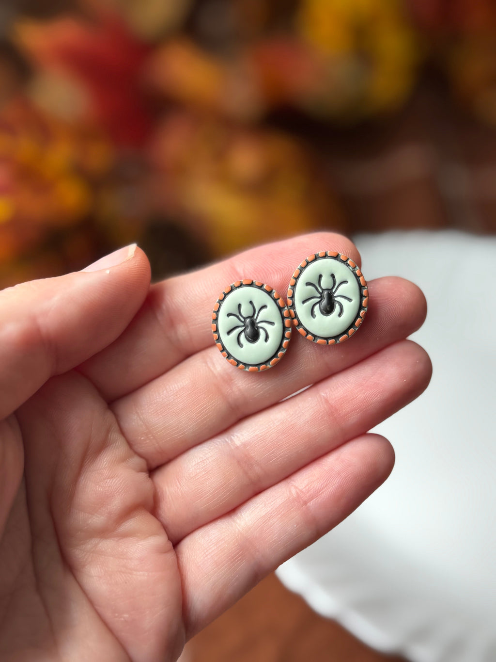 Sage Spider Studs