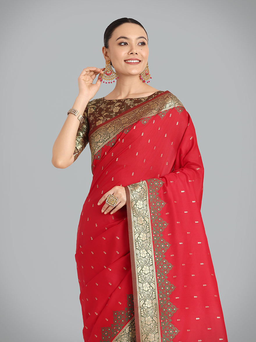 Red Banarasi Silk Saree with Traditional Zari Woven Designer Pattern