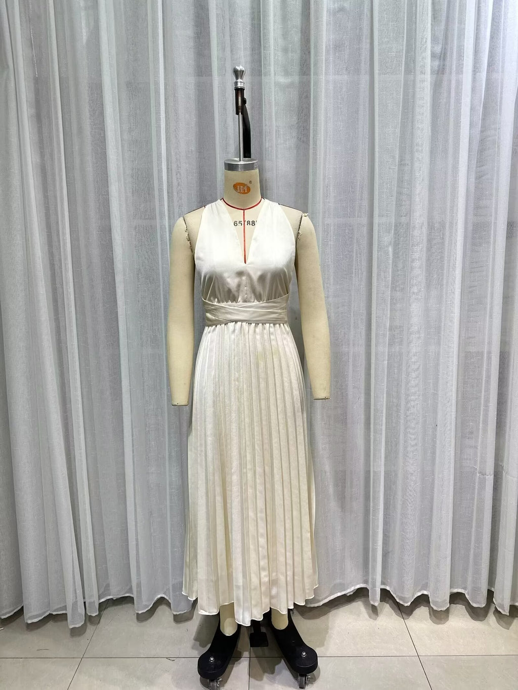 Summer Dress Sexy Back Hollow Out Cutout Cross Strap Design Dress