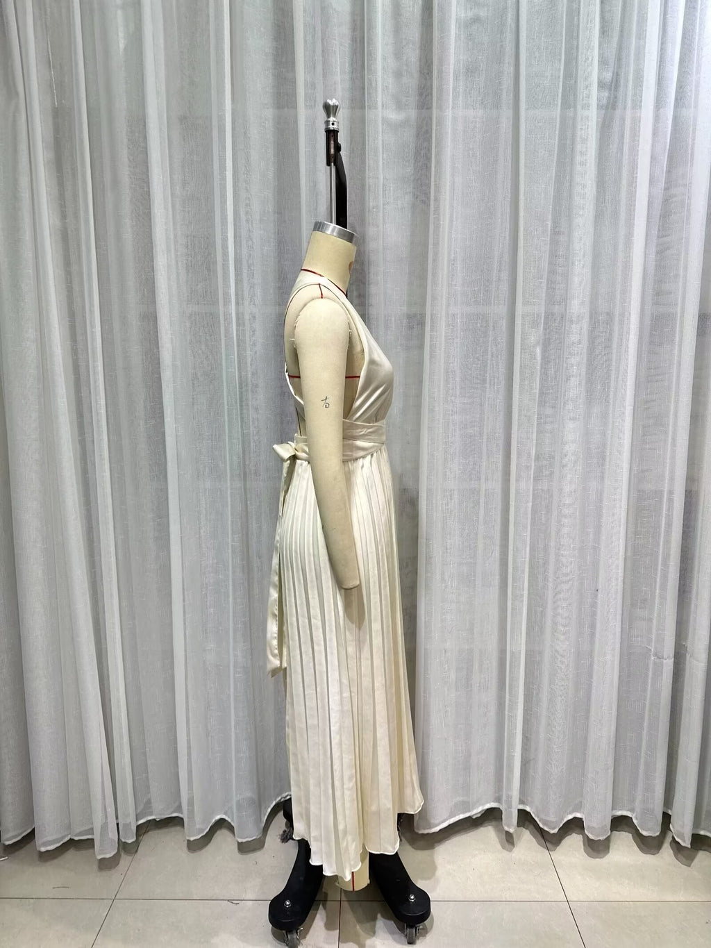 Summer Dress Sexy Back Hollow Out Cutout Cross Strap Design Dress