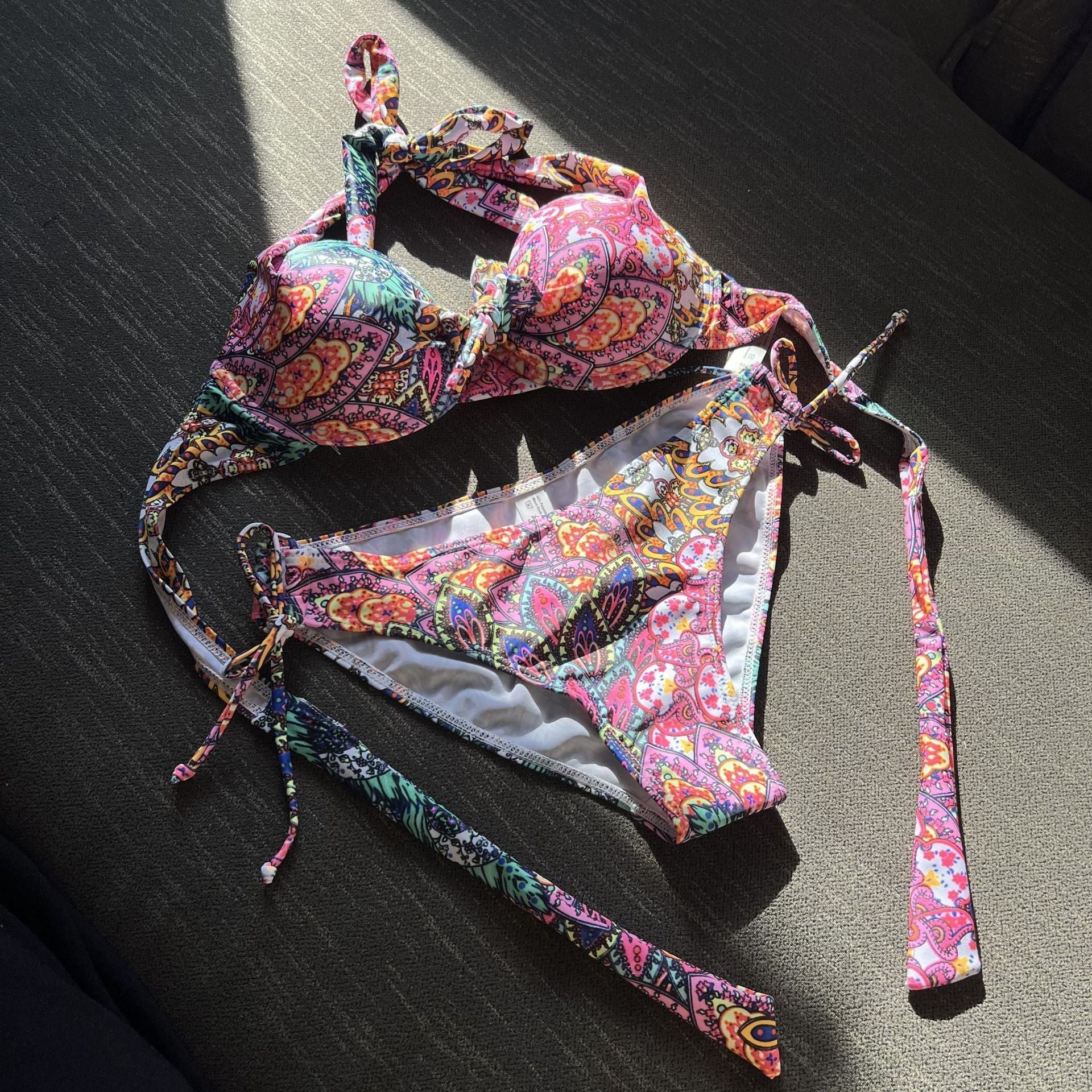 Hard Cup Floral Totem Strap Split Swimsuit Bikini Bikini