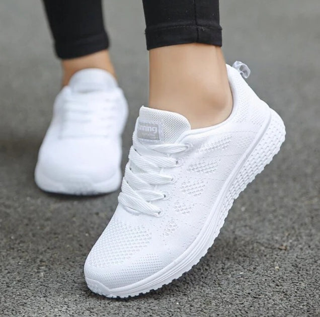 Women's Lightweight Breathable Performance Athletic Sneakers - Image 9