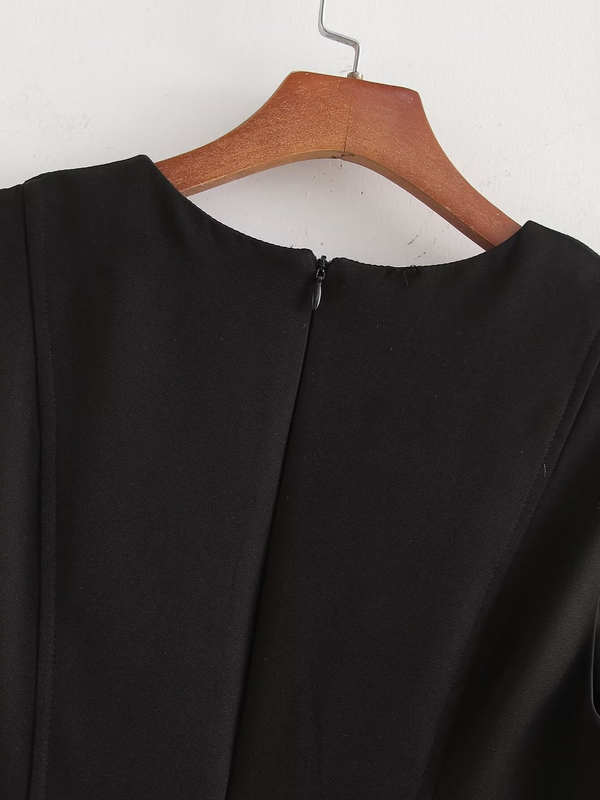 Autumn Winter Pleated Decorative Sleeveless Round Neck Midi Dress Women Intellectual Black Waist Tight Professional Dress
