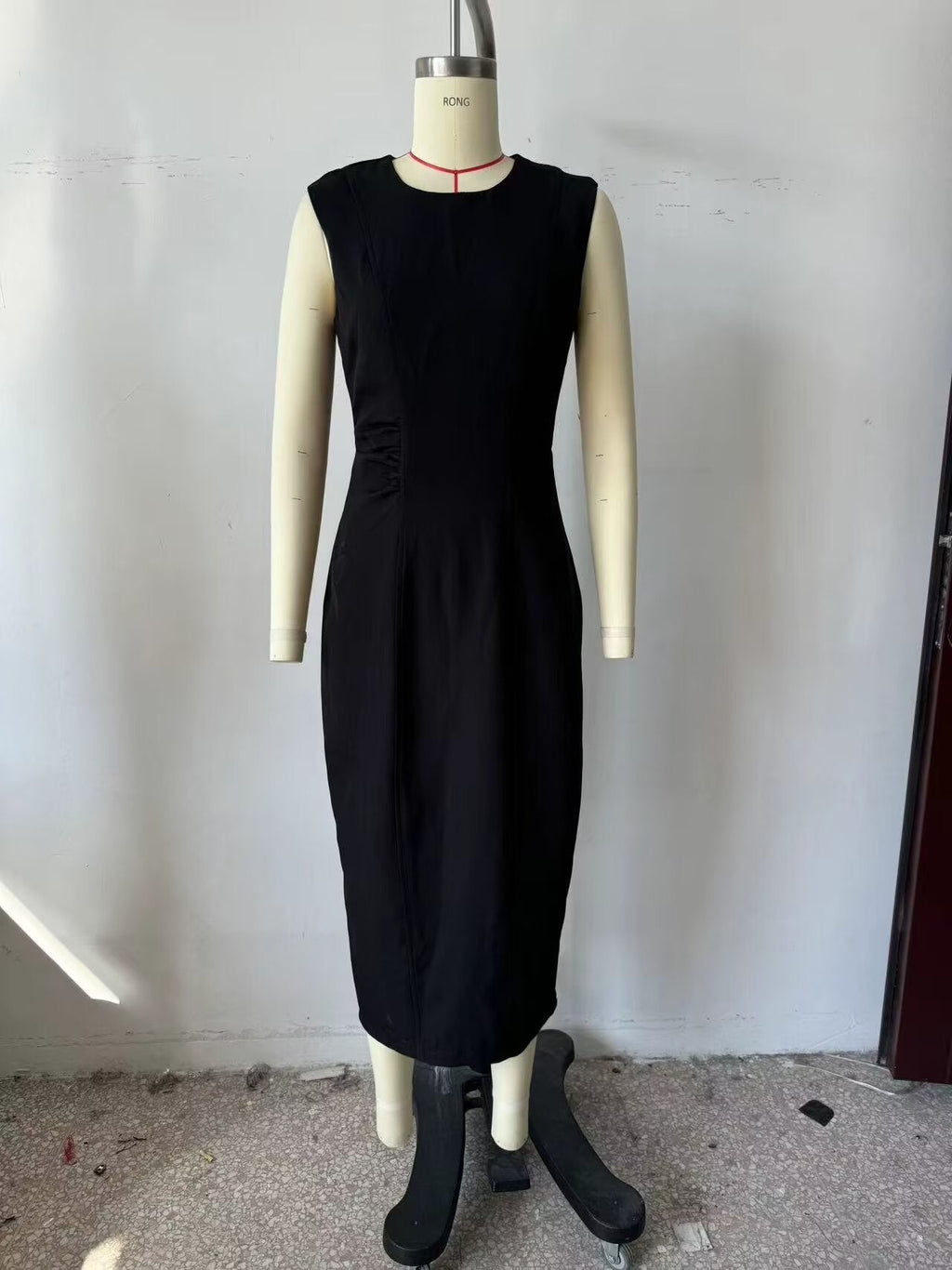Autumn Winter Pleated Decorative Sleeveless Round Neck Midi Dress Women Intellectual Black Waist Tight Professional Dress