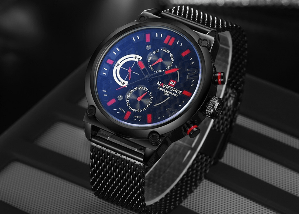 Men's Analog Quartz Wrist Watch with Stainless Steel Mesh Band