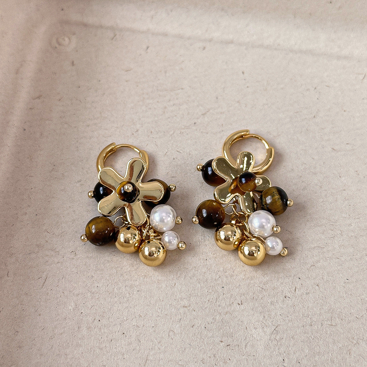 Elegant And Fashionable Tigers Eye Stone Earrings Flower-shaped Ear Clips