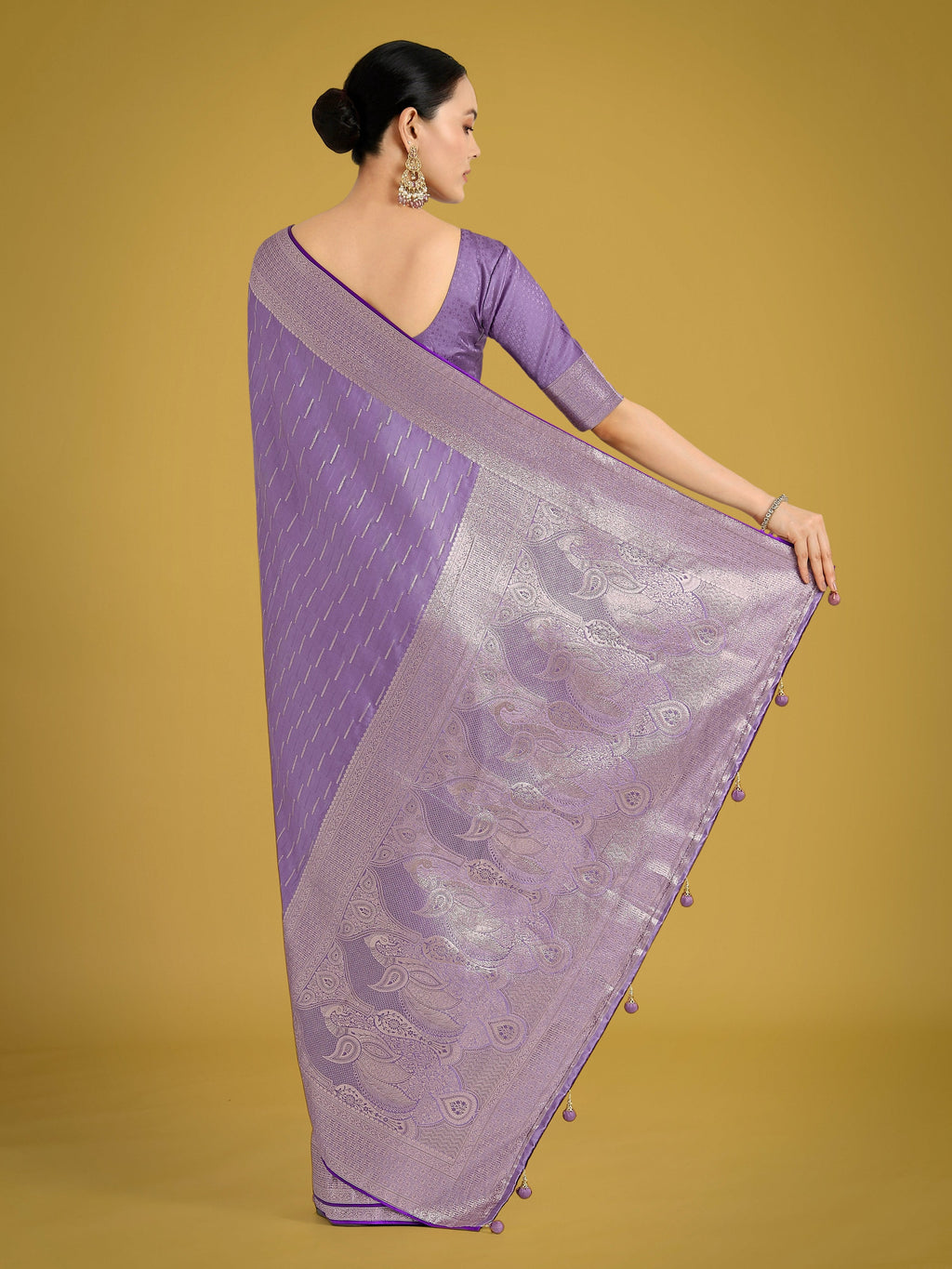 Monjolika Fashion Dusty Lavender Weaving Banarasi Satin Silk Trendy Saree For Festival