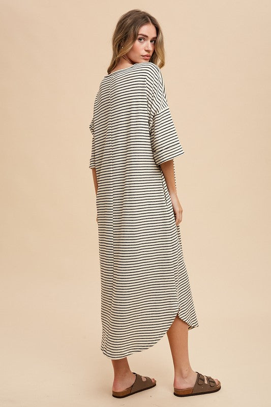 Minimalist Striped Round Neck Midi Dress in Knit Fabric