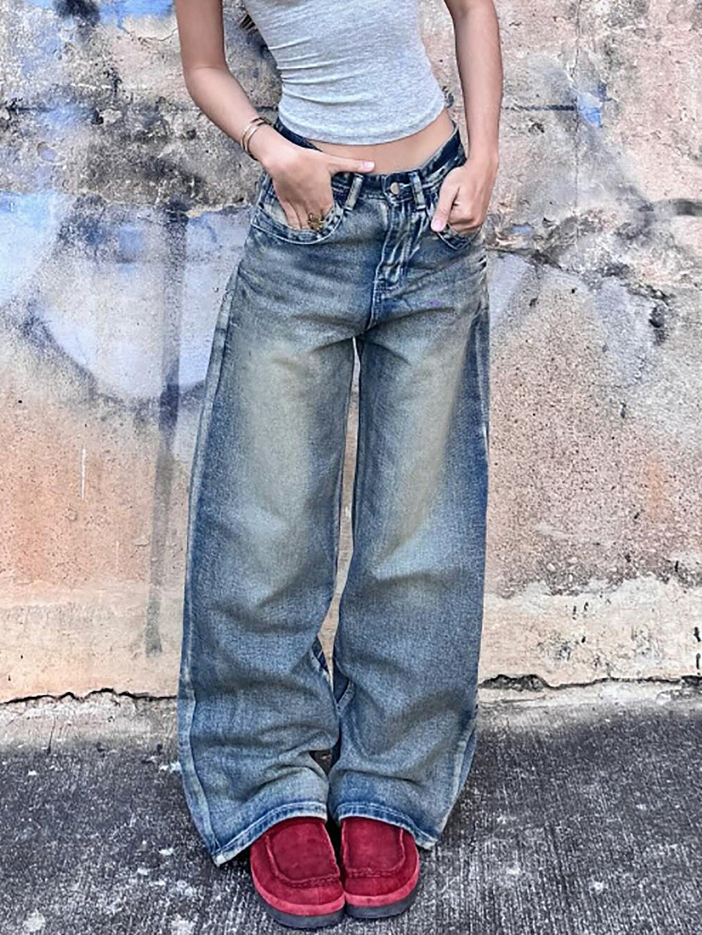 High Rise Wide Leg Denim Jeans with Front Pocket Details - Image 2