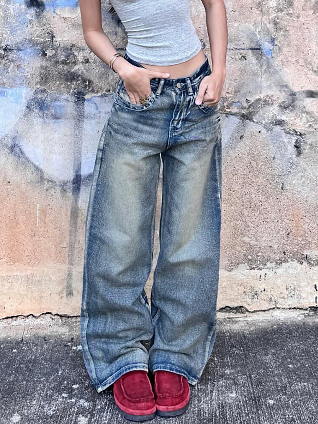 High Rise Wide Leg Denim Jeans with Front Pocket Details - Image 2