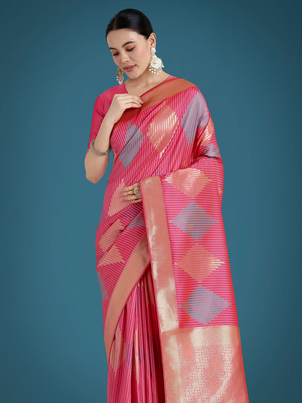 Light Pink Banarasi Silk Saree with Classic Zari Weaving
