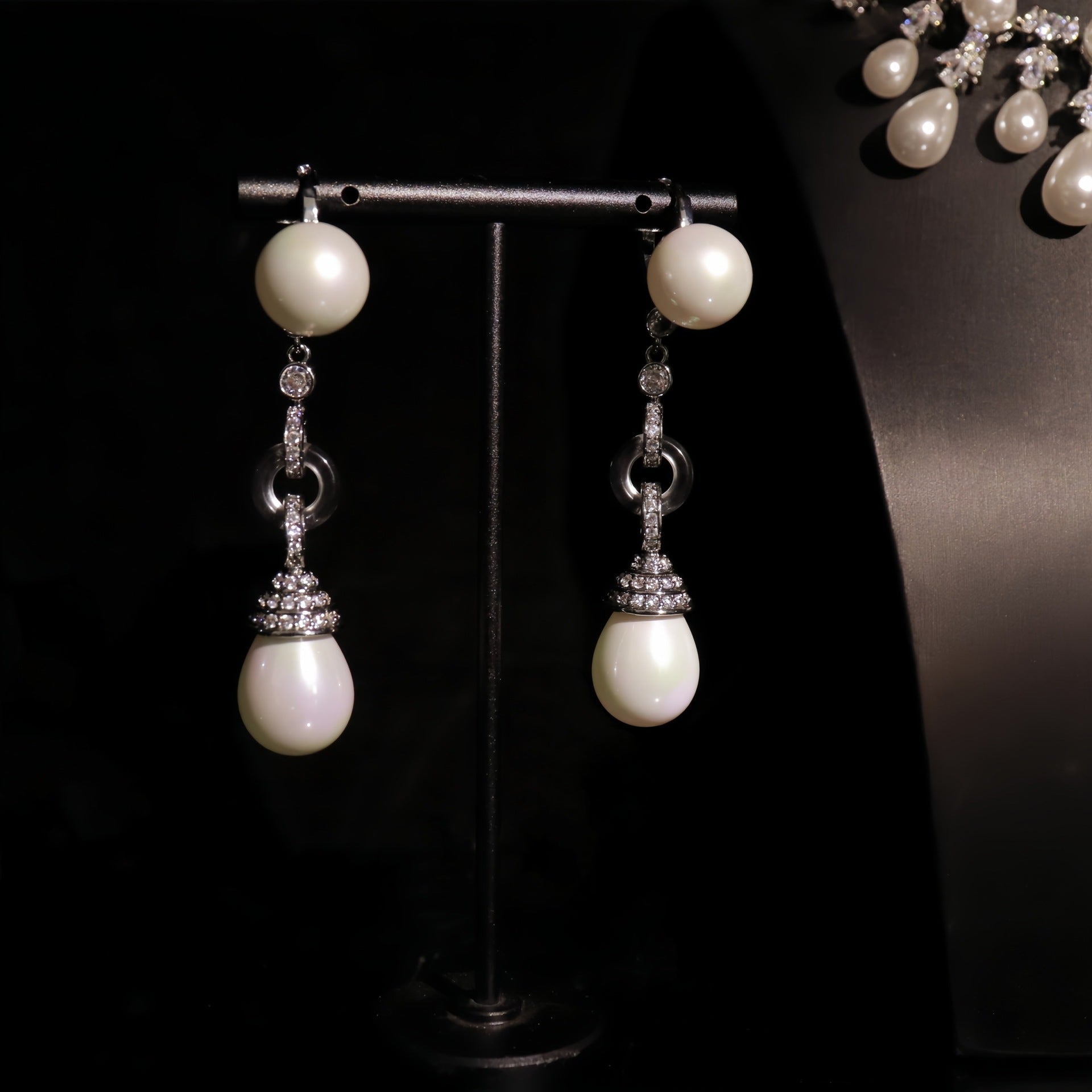 Chic Clavicle-Length Necklace And Gold-Plated Zircon Pearl Earrings Jewelry Set