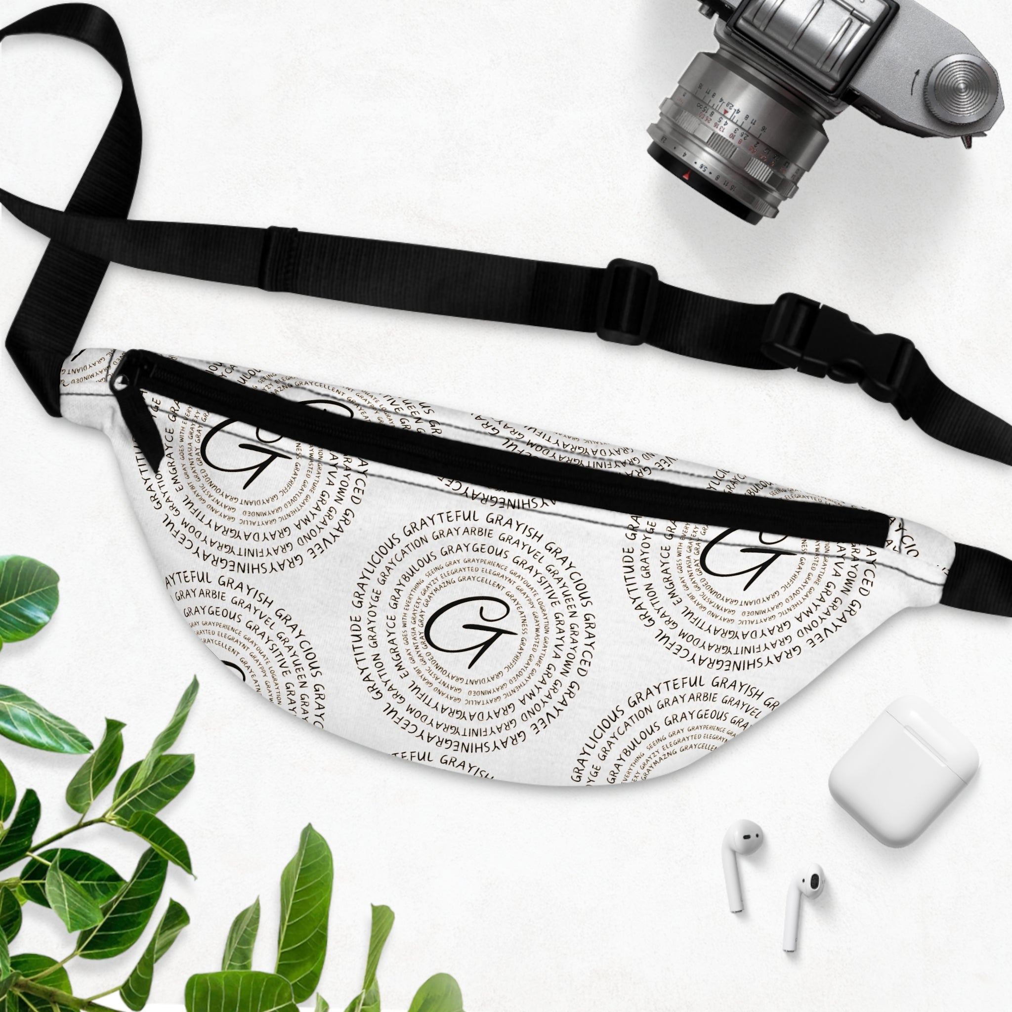 Versatile Everyday Fanny Pack - Compact Waist Bag and Crossbody
