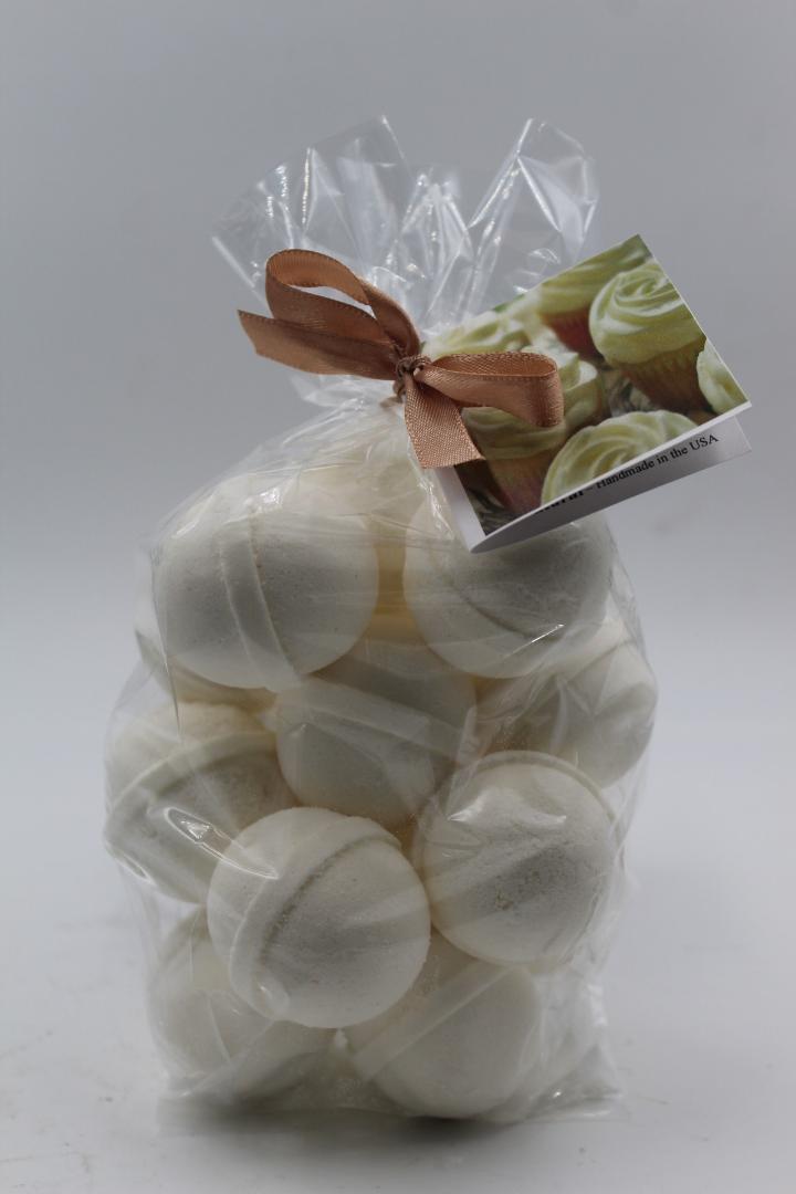 14 bath bombs in Orange Dreamsicle fragrance, gift bag bath fizzies, great for dry skin, shea, cocoa, 7 ultra rich oils