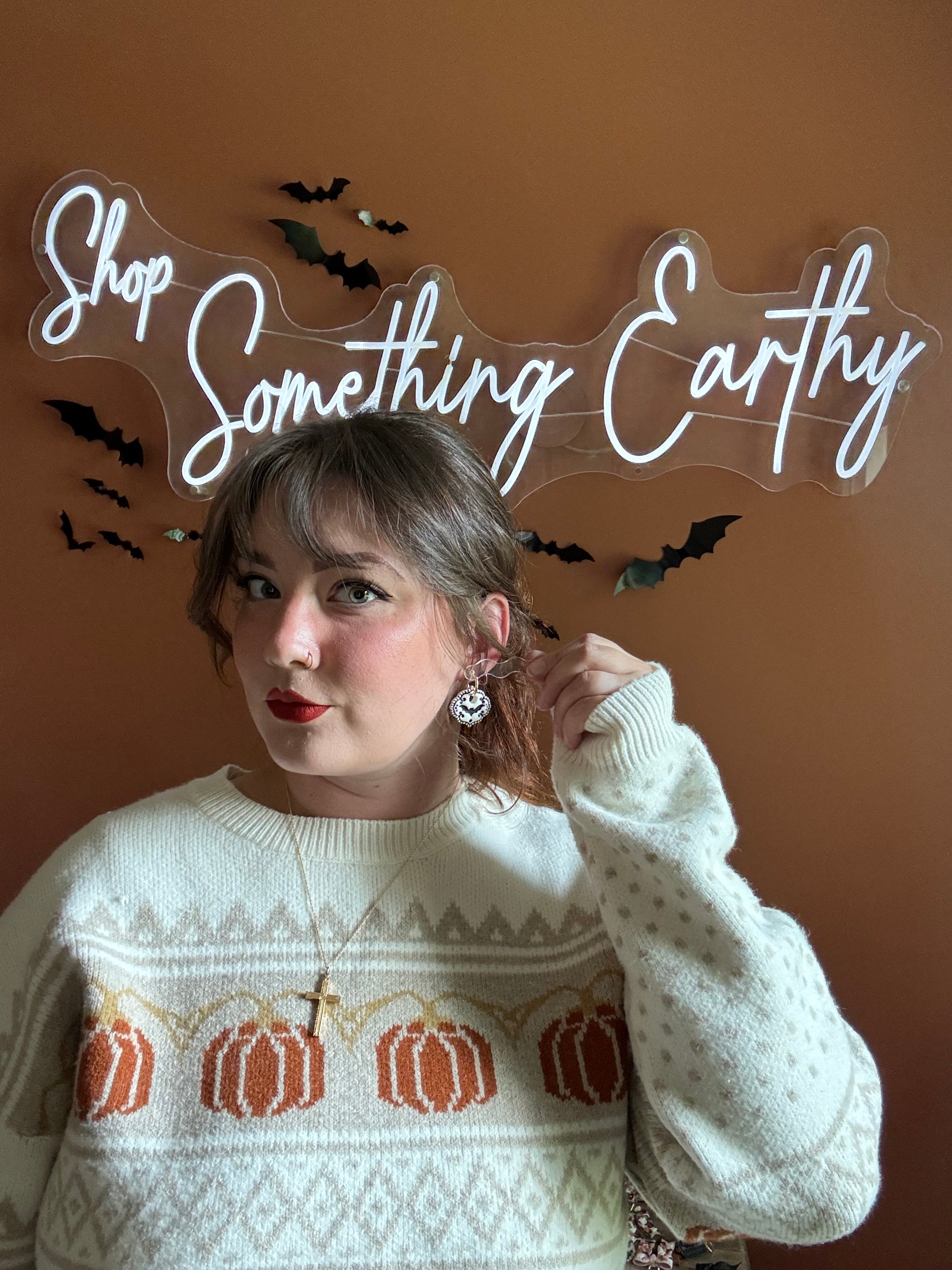 Bat Cameo, in Ivory