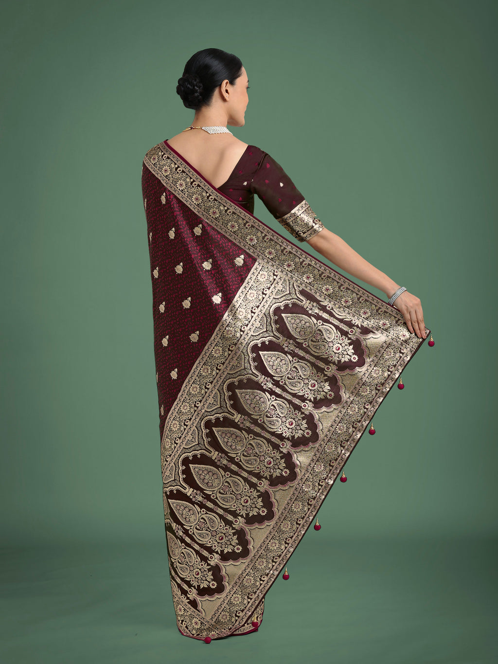 Monjolika Fashion Maroon Banarasi Satin Silk Saree with Intricate Zari Work with Rich Weaving Pattern