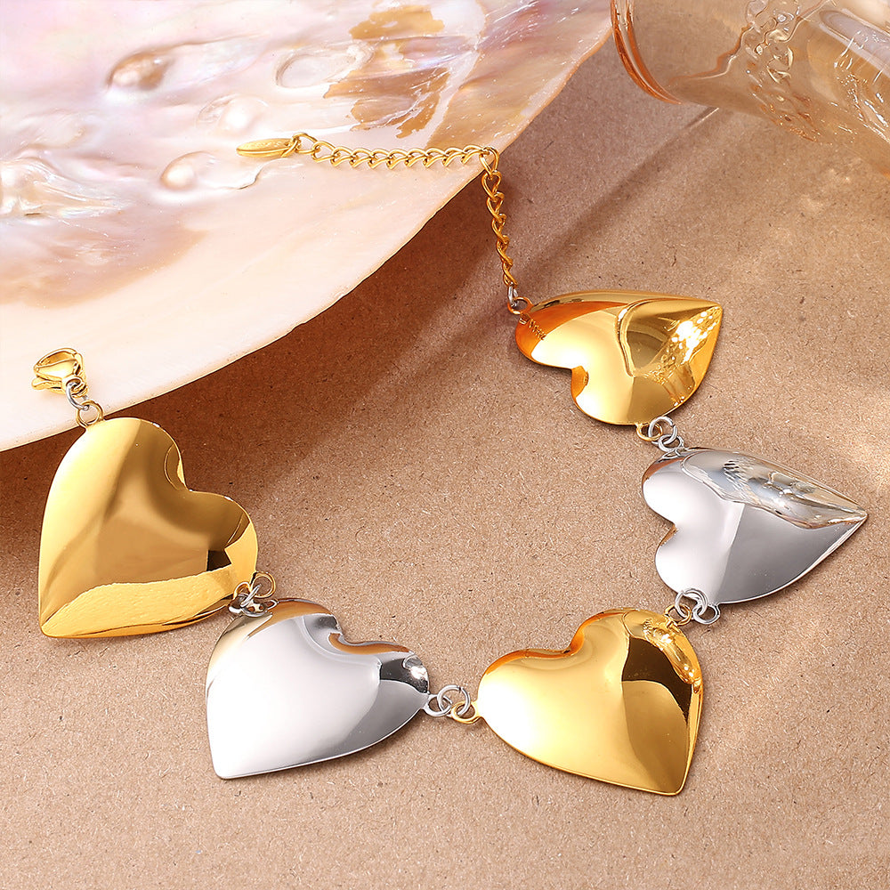European And American Fashion Light Luxury Contrast Color Heart Bracelet, Non-Fading, Versatile Eye-Catching Hand Jewelry For Women