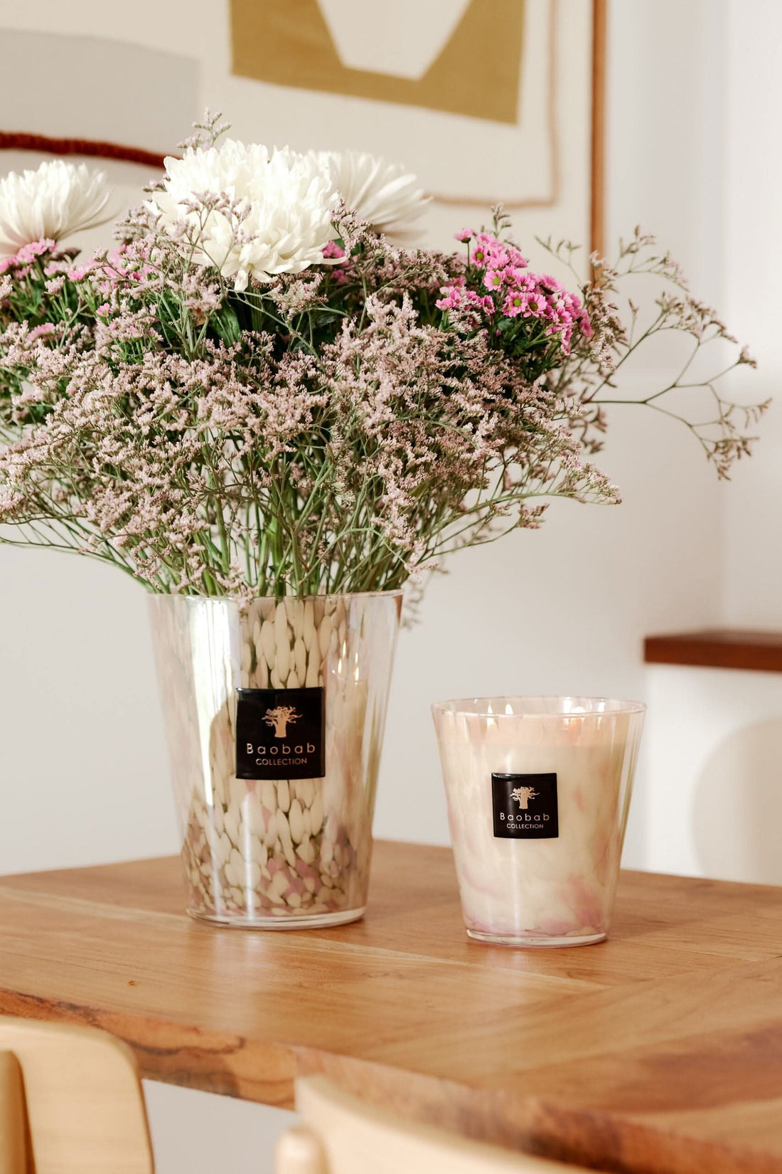 White Pearls Max 16 Scented Candle