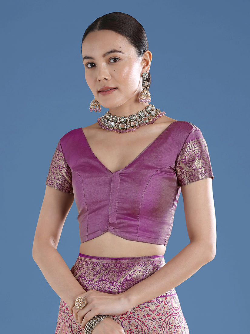 Beige Banarasi Silk Saree With Traditional Paisley Zari Weaves