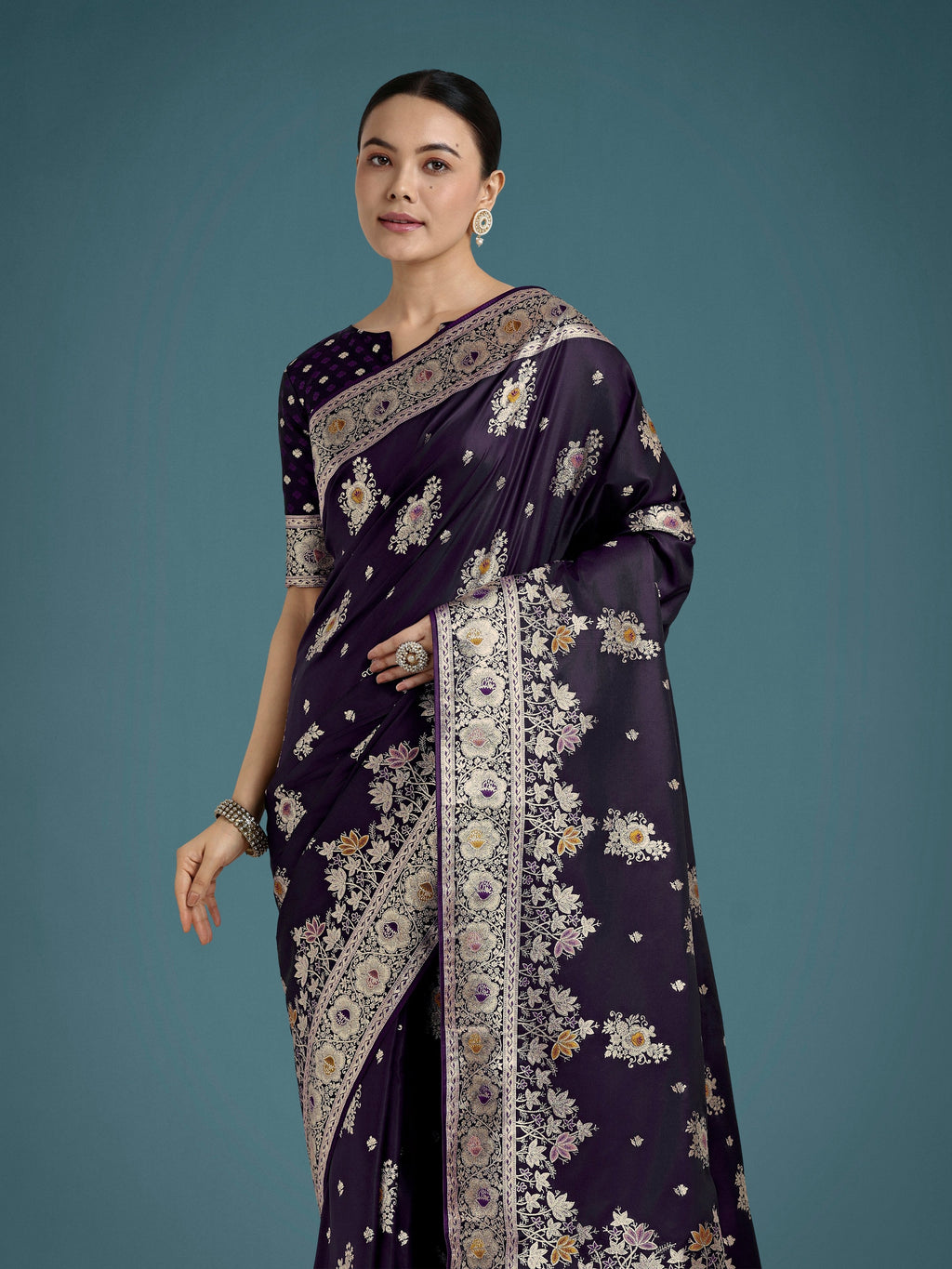 Dark Purple Zari Woven Banarasi Satin Silk Saree for Glamour