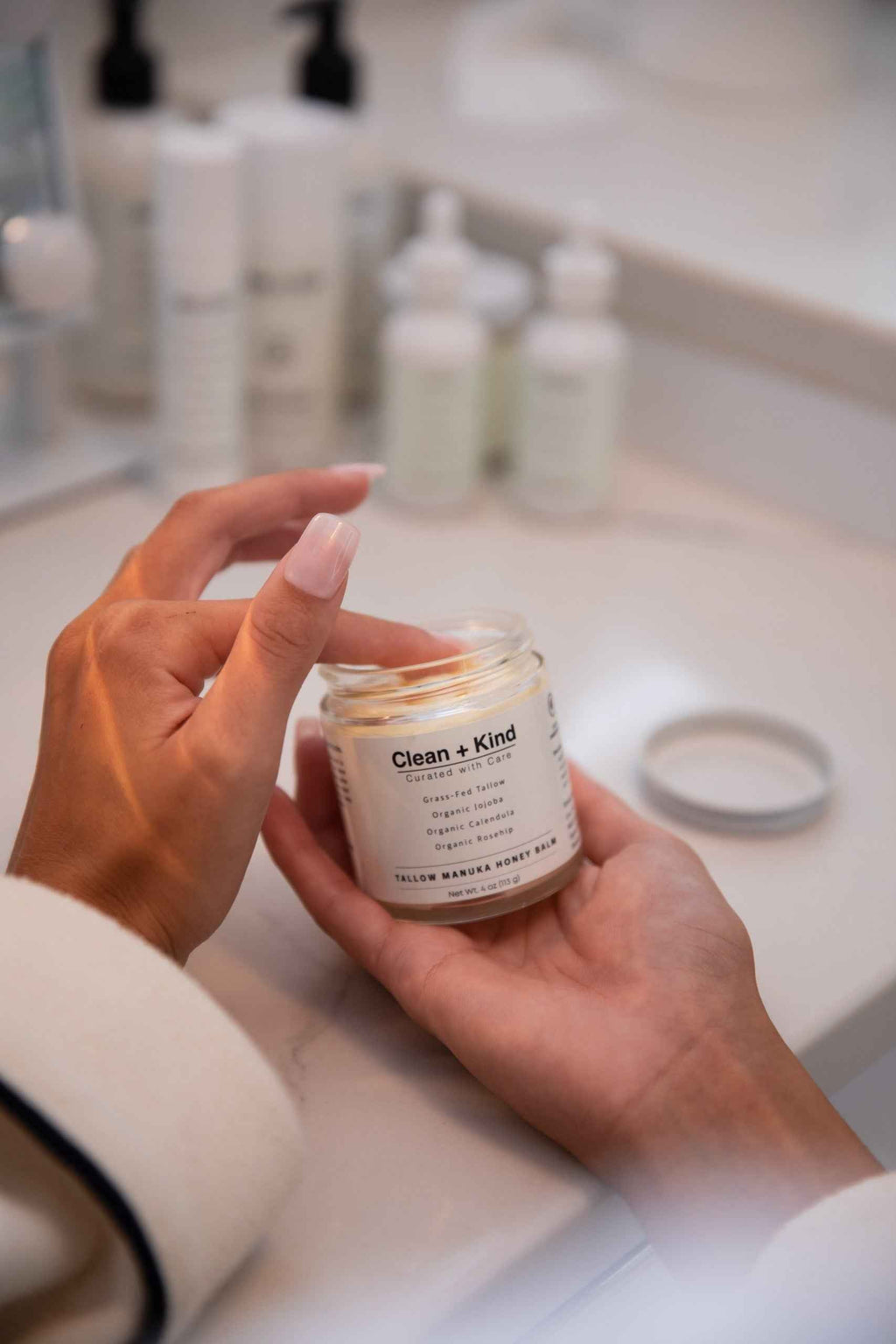 Whipped Tallow Manuka Honey Balm for Deep Skin Hydration - Image 2
