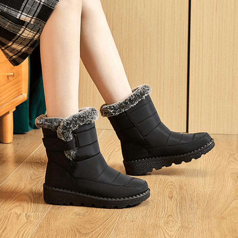 Women's Navy Quilted Platform Snow Boots with Warm Plush Lining - Image 6