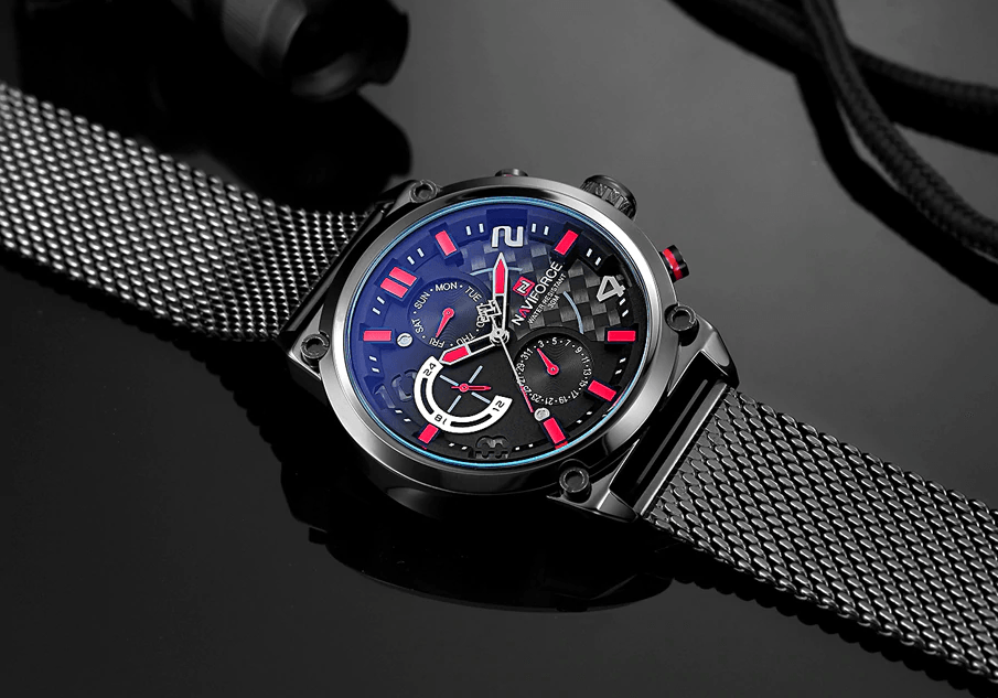 Men's Analog Quartz Wrist Watch with Stainless Steel Mesh Band