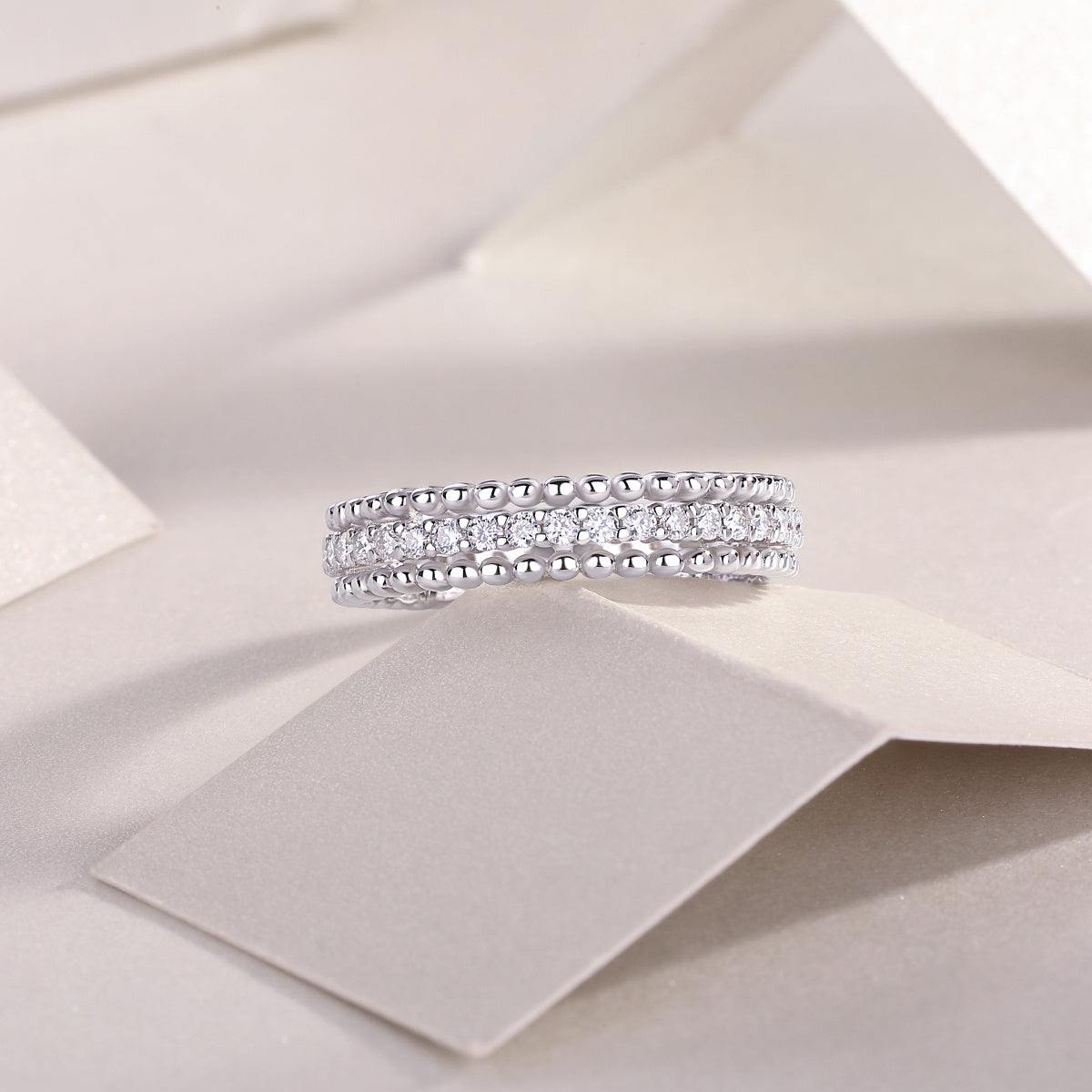 S925 Silver 2.4g Platinum Plated Moissanite Ring, 4.3mm Beaded & Pave Band, D VVS1 GRA US 5-9