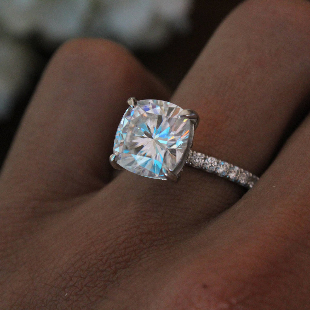 Classic 4-Prong 2ct Princess Cut White Gold Plated Simulated Moissanite Ring For Women, European & American Style Engagement Ring