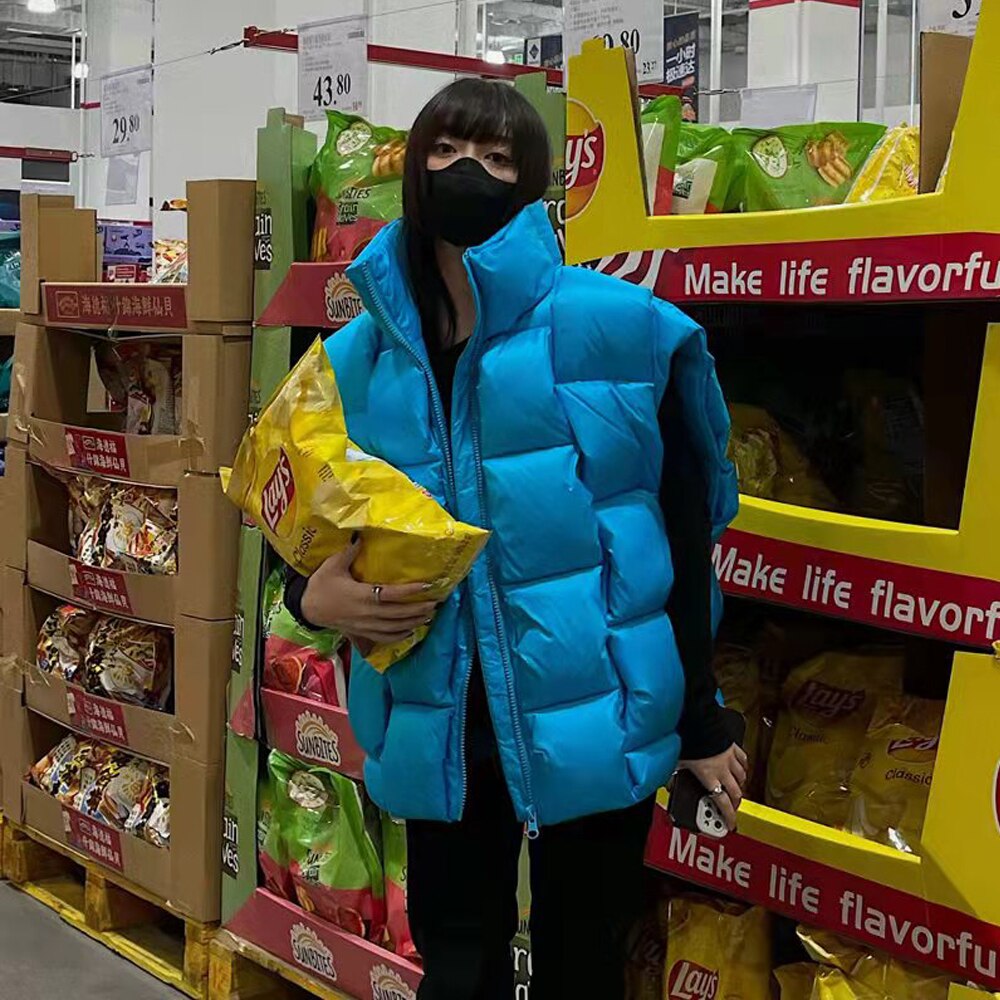 Women's Green Puffy Stand-Up Collar Quilted Down Vest - Image 10
