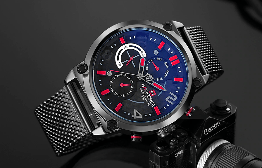 Men's Analog Quartz Wrist Watch with Stainless Steel Mesh Band