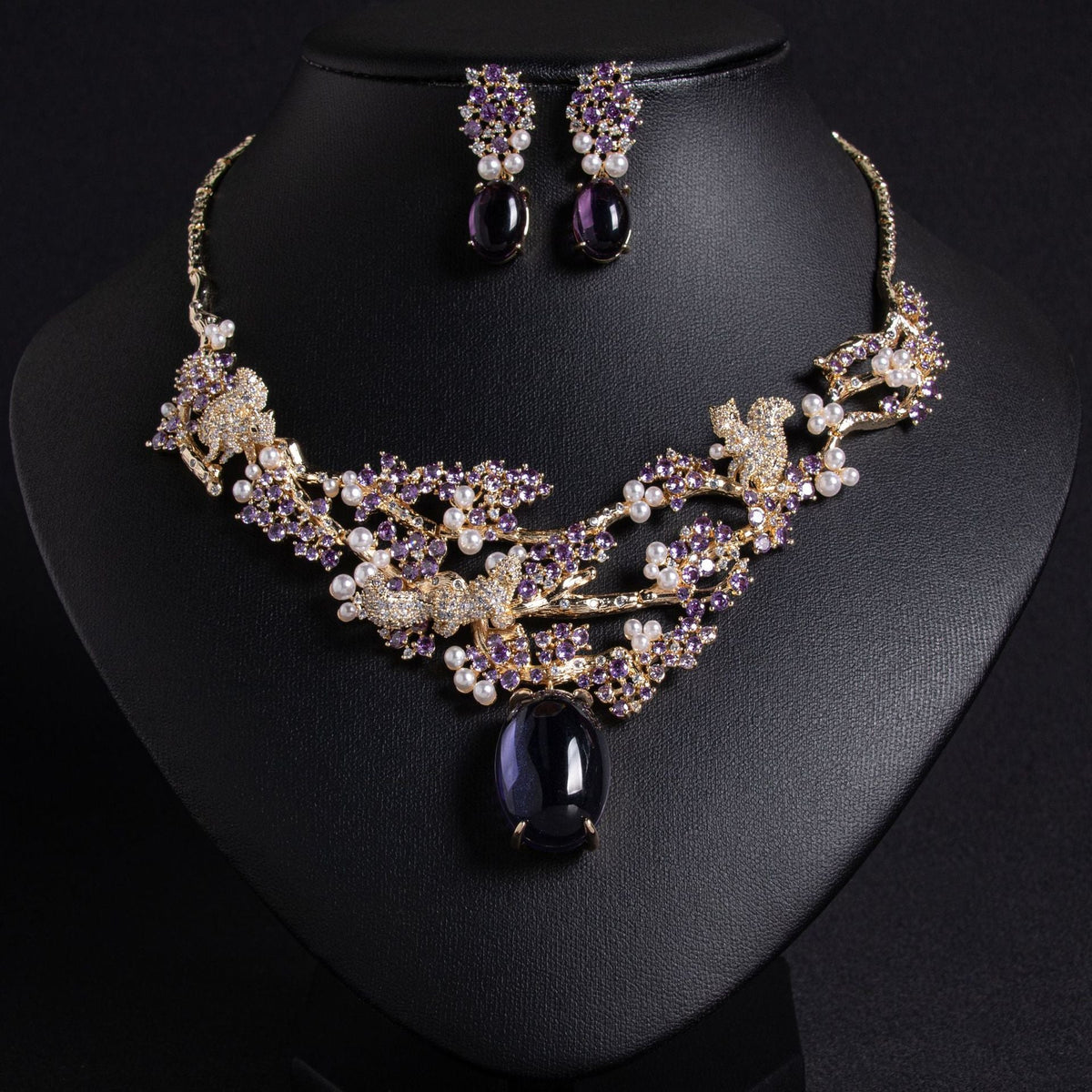 European And American Jewelry Elegant Luxury Short Collarbone Necklace Earrings Dinner Suit Women's Exaggerated Fashion High-end Accessories