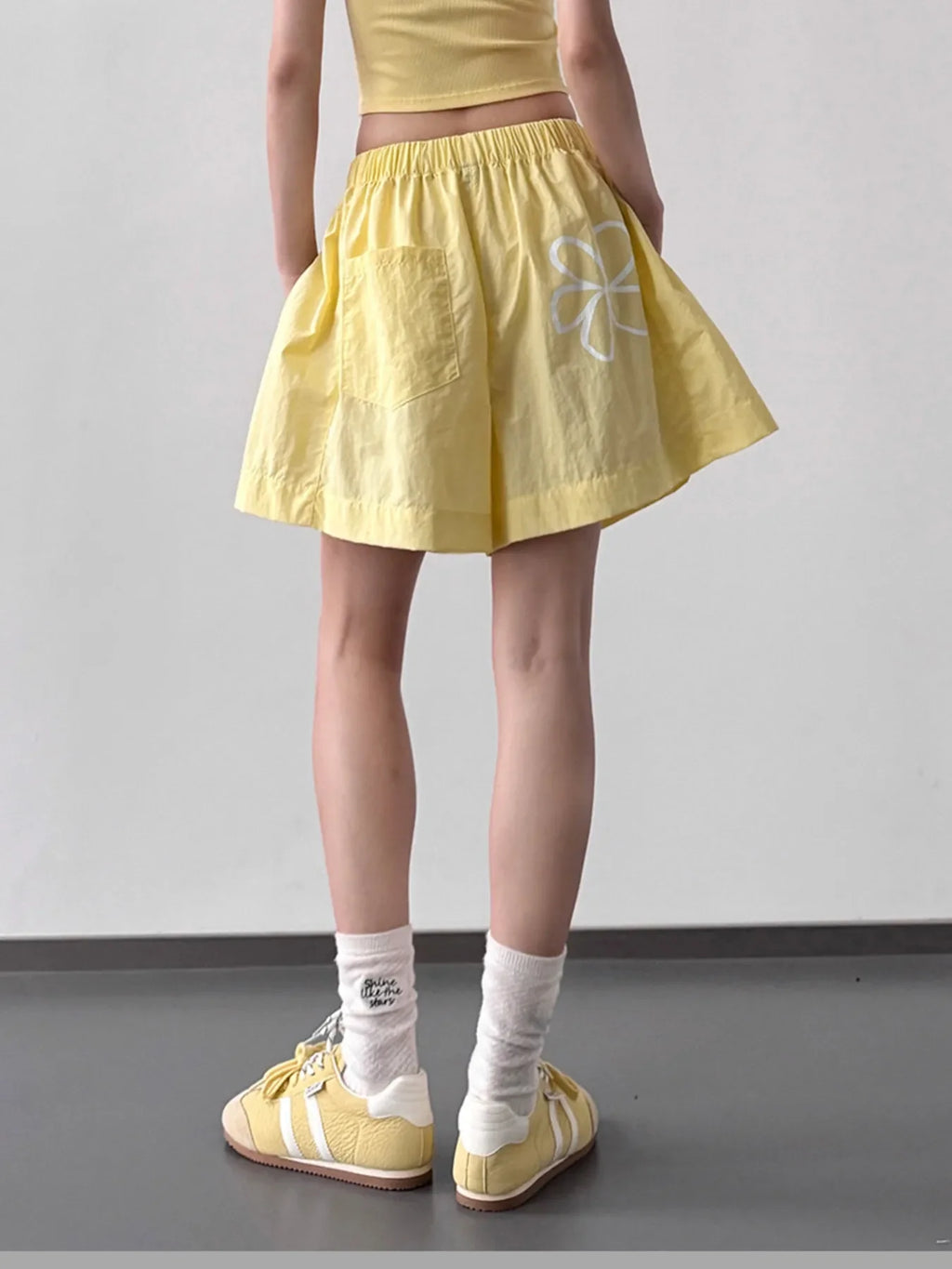 Women's Yellow Elastic Waist Casual Shorts with Floral Detail - Image 4