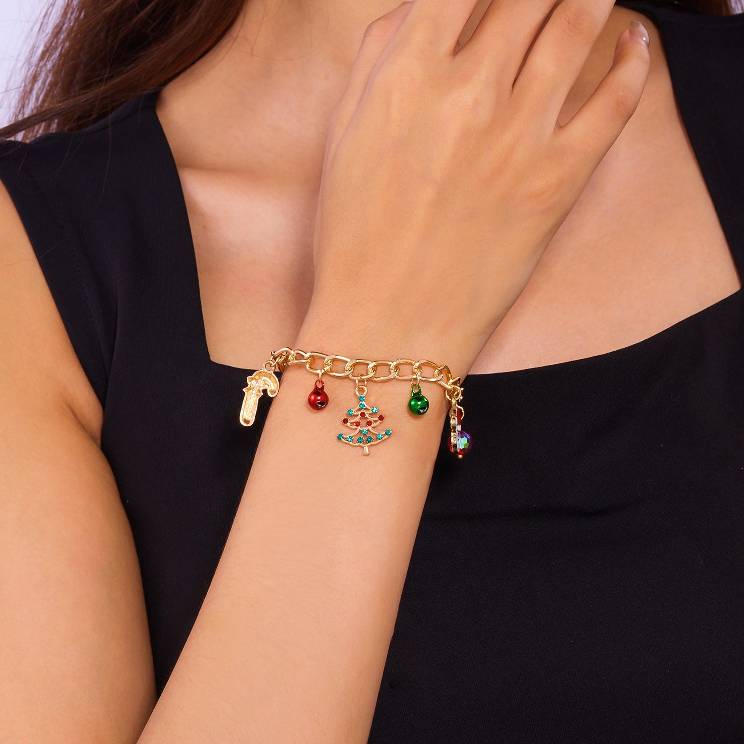 Cross-Border Christmas Bracelet With European And American Snow Santa Claus Bell Wreath Gift Pendant, Pull-Out Light Luxury Design Bracelet