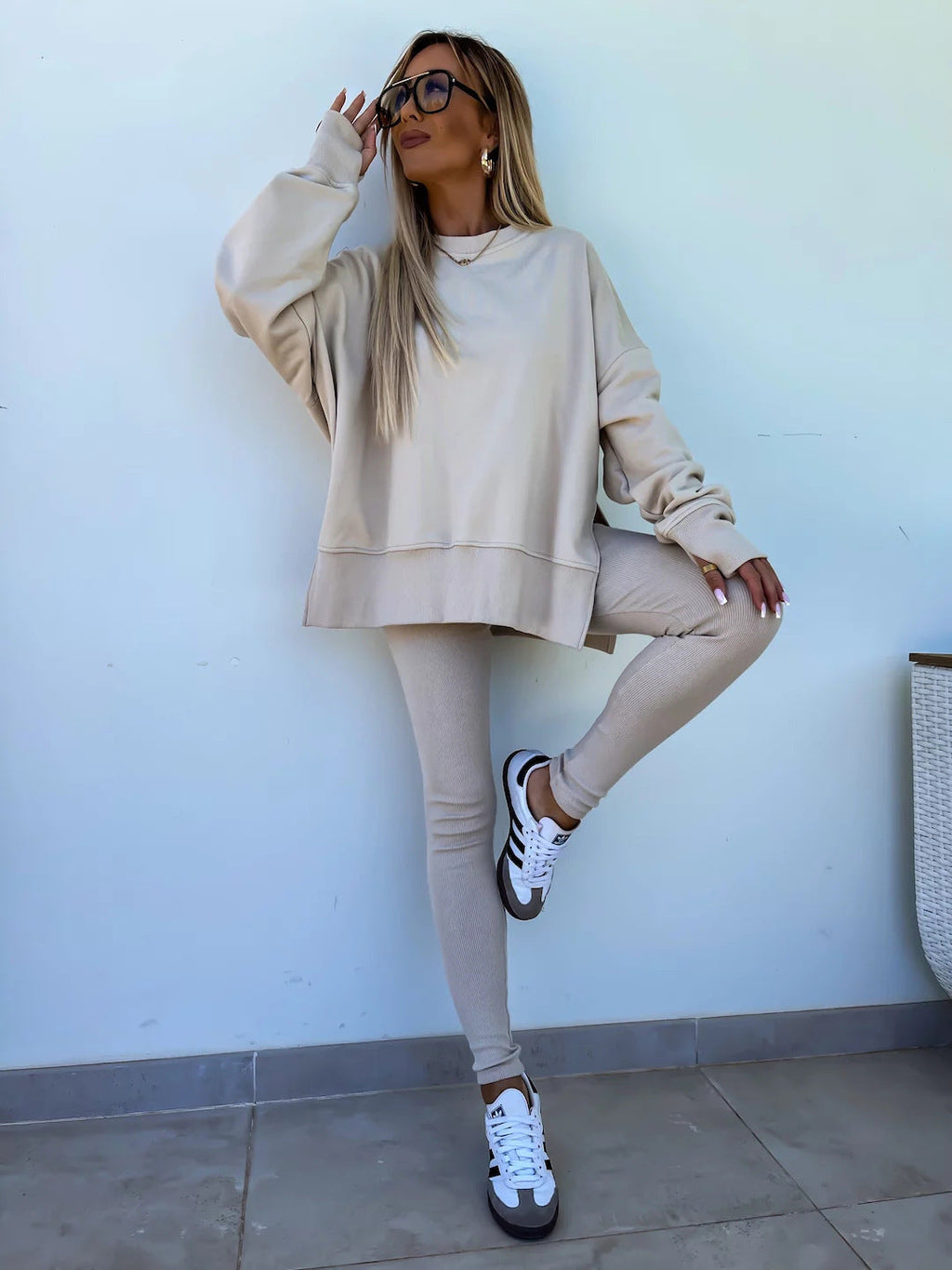 Women's Oversized Fleece Sweatshirt & Leggings Set