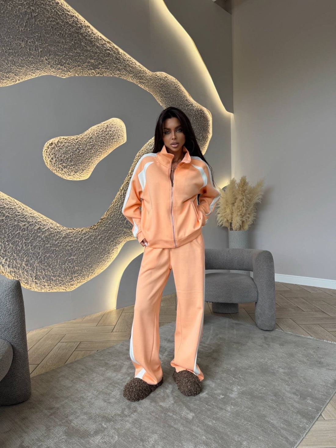 Women's Long-Sleeve Zip-Up Jacket and Track Pants Two-Piece Set - Image 7