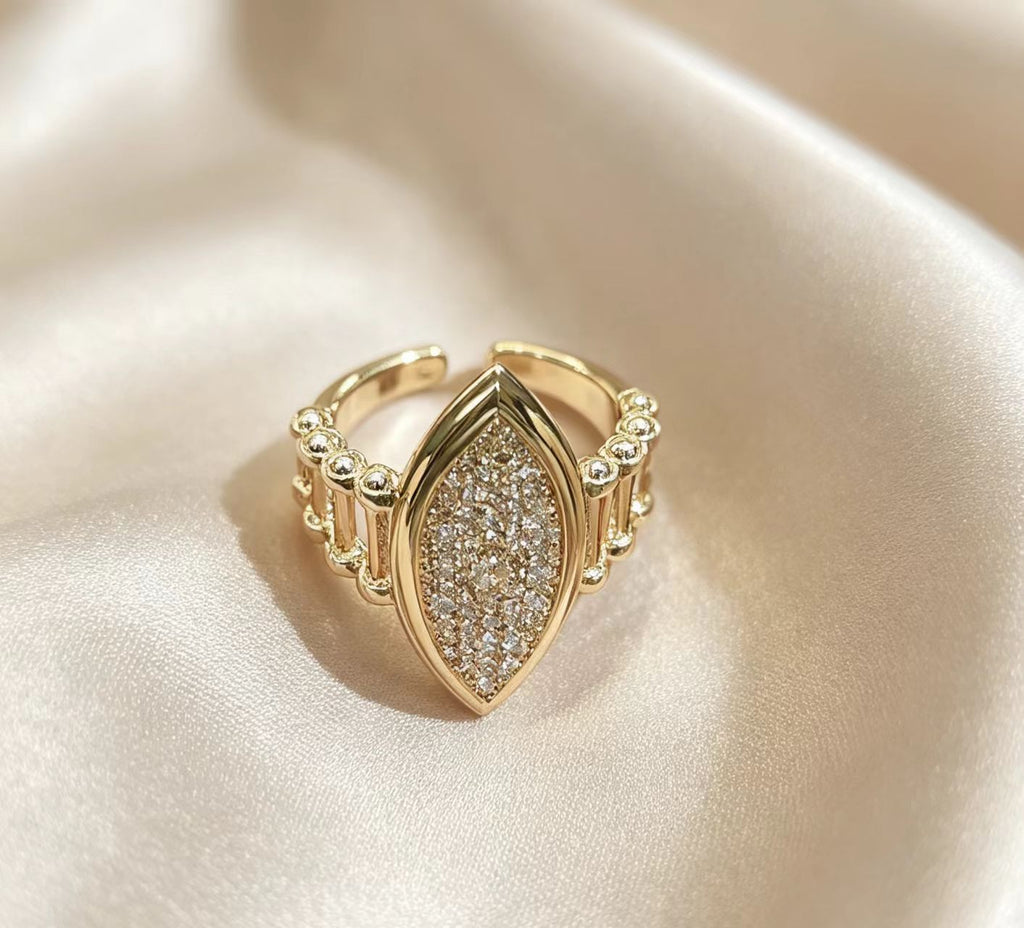 Adjustable Water-Drop Geometric Ring with Diamond Accents