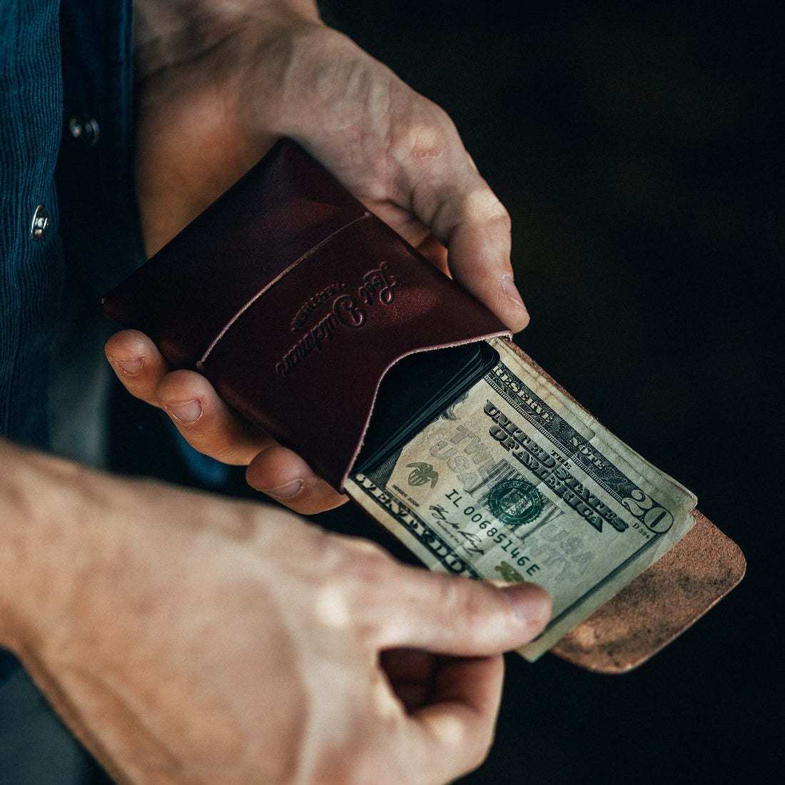 The Franklin Minimalist Full-Grain Leather Wallet in Burgundy