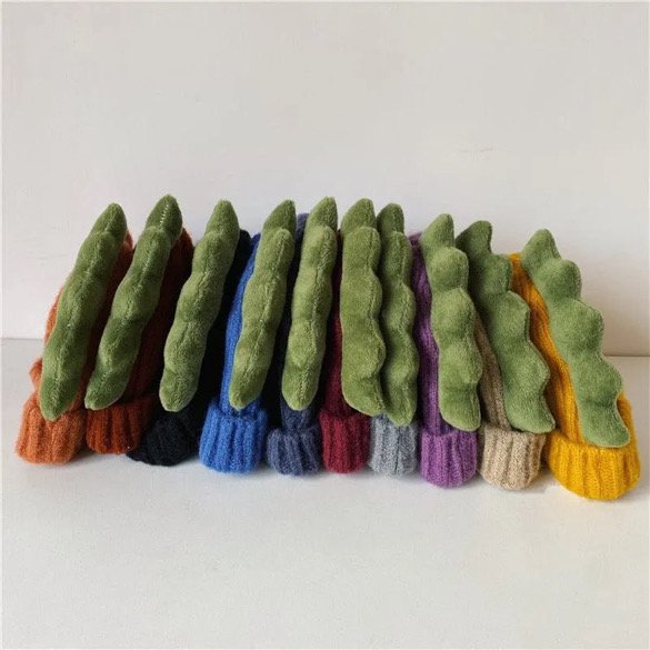 Dinosaur Spike Beanie - The Ultimate Fun & Cozy Knit Hat for Kids