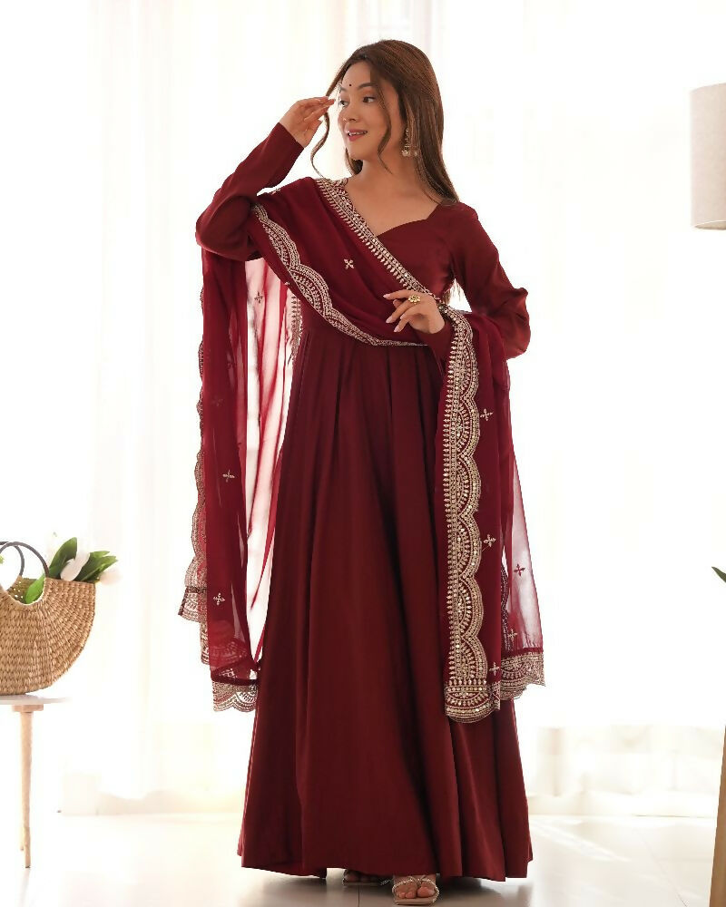 Maroon Chanderi Kurta Set with Sequence Embroidery Work