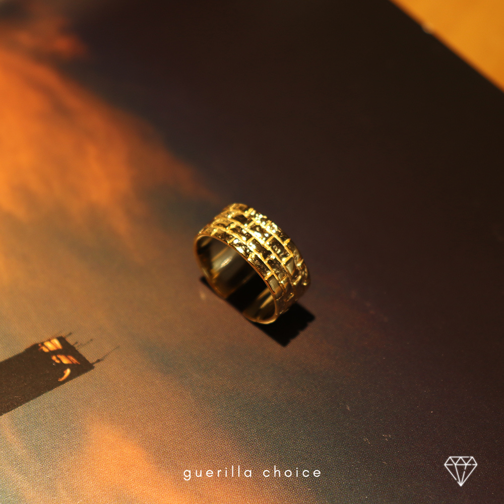 CELESTE GOLD RING